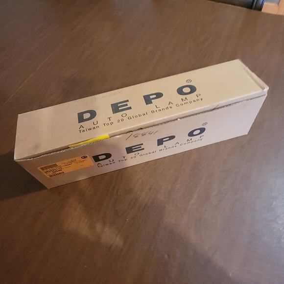 99-02 Chevy Silverado 00-06 Suburban 02-06 Tahoe Left Signal Light 332-1678L-US - Picture 12 of 13